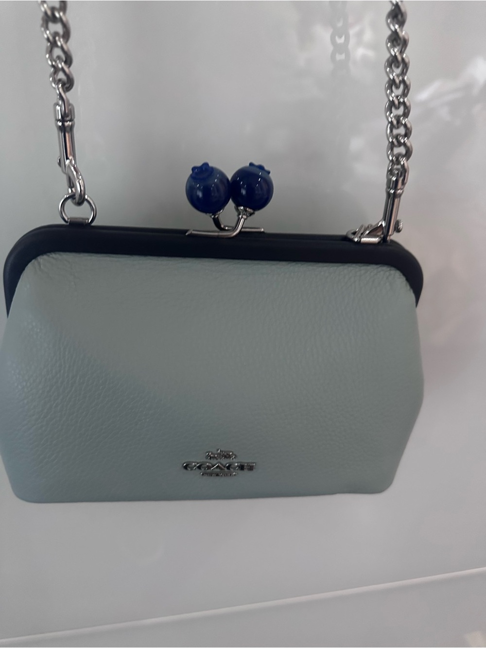 Coach Light Blue Pebbled Leather Kisslock Crossbody Bag Blue Ball Clasp Silver - Picture 2 of 8